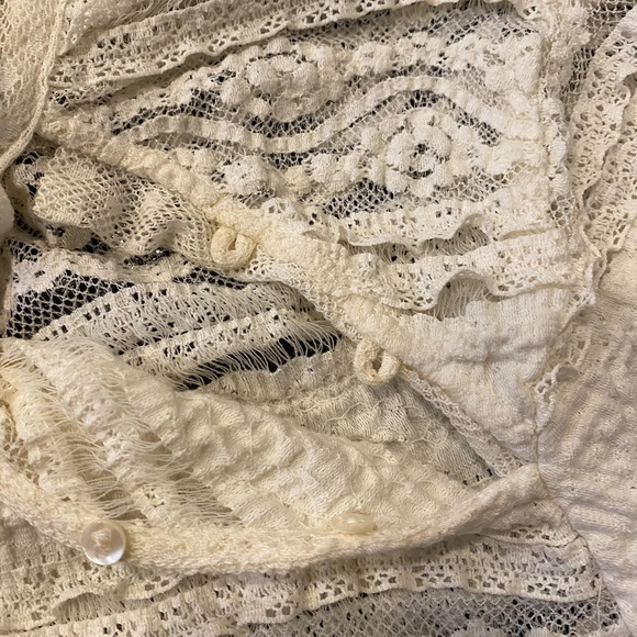 Zara Ivory Lace Top with Front Tie - Picture 3 of 11